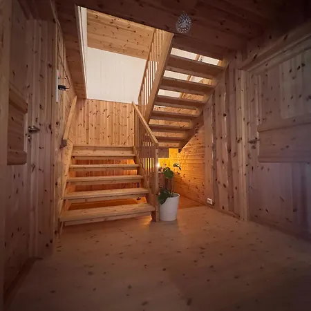 Gæstehus Grefstadvigveien 12 *